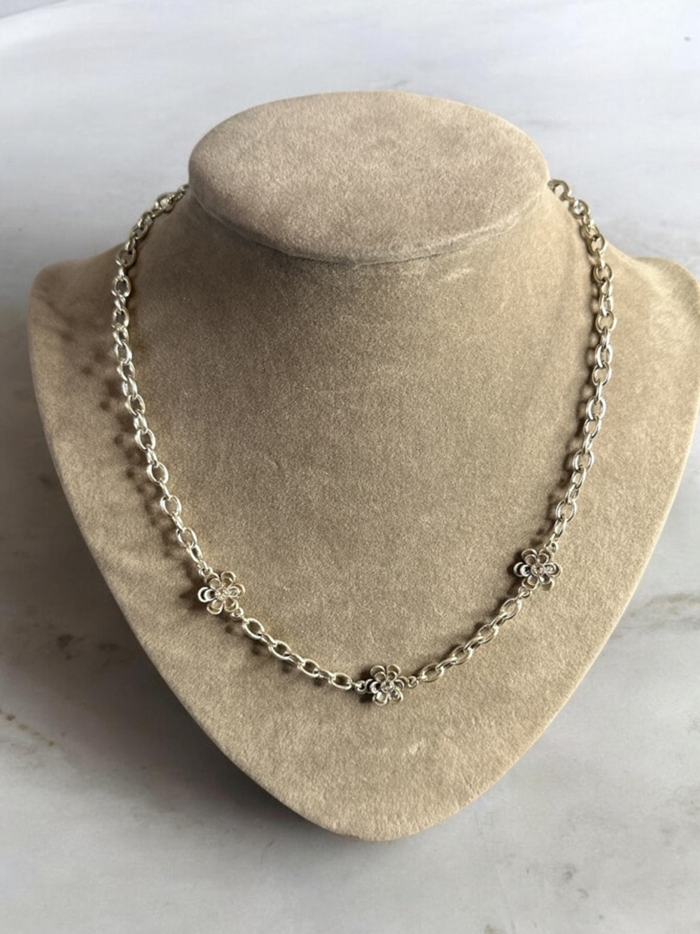 Brighton metal pedal short necklace 16-19 inch NWT